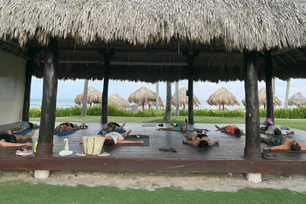 100YRT Training Yoga Retreat